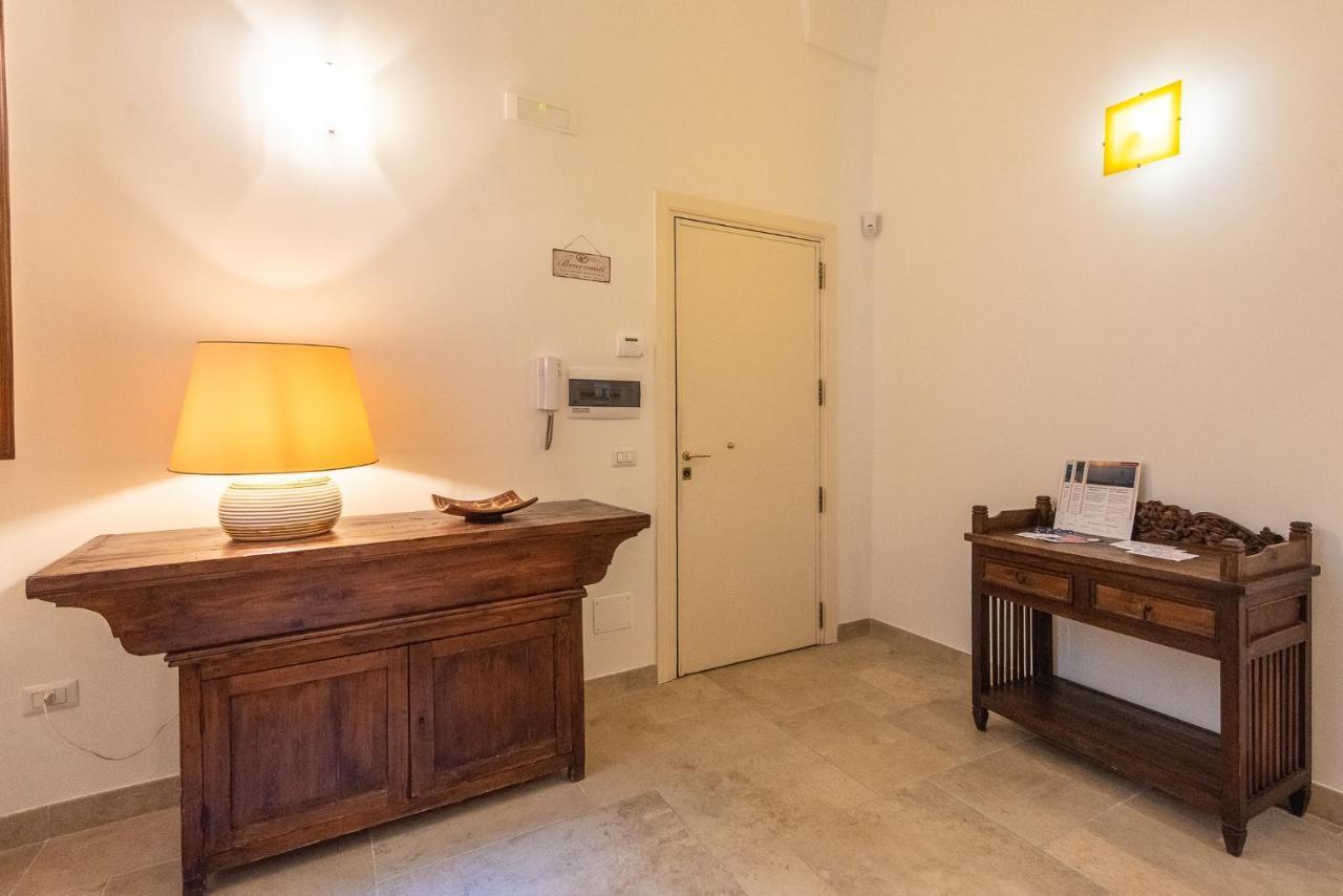 Rubichi 6 - Old Town Apartment Sit Lecce Luaran gambar