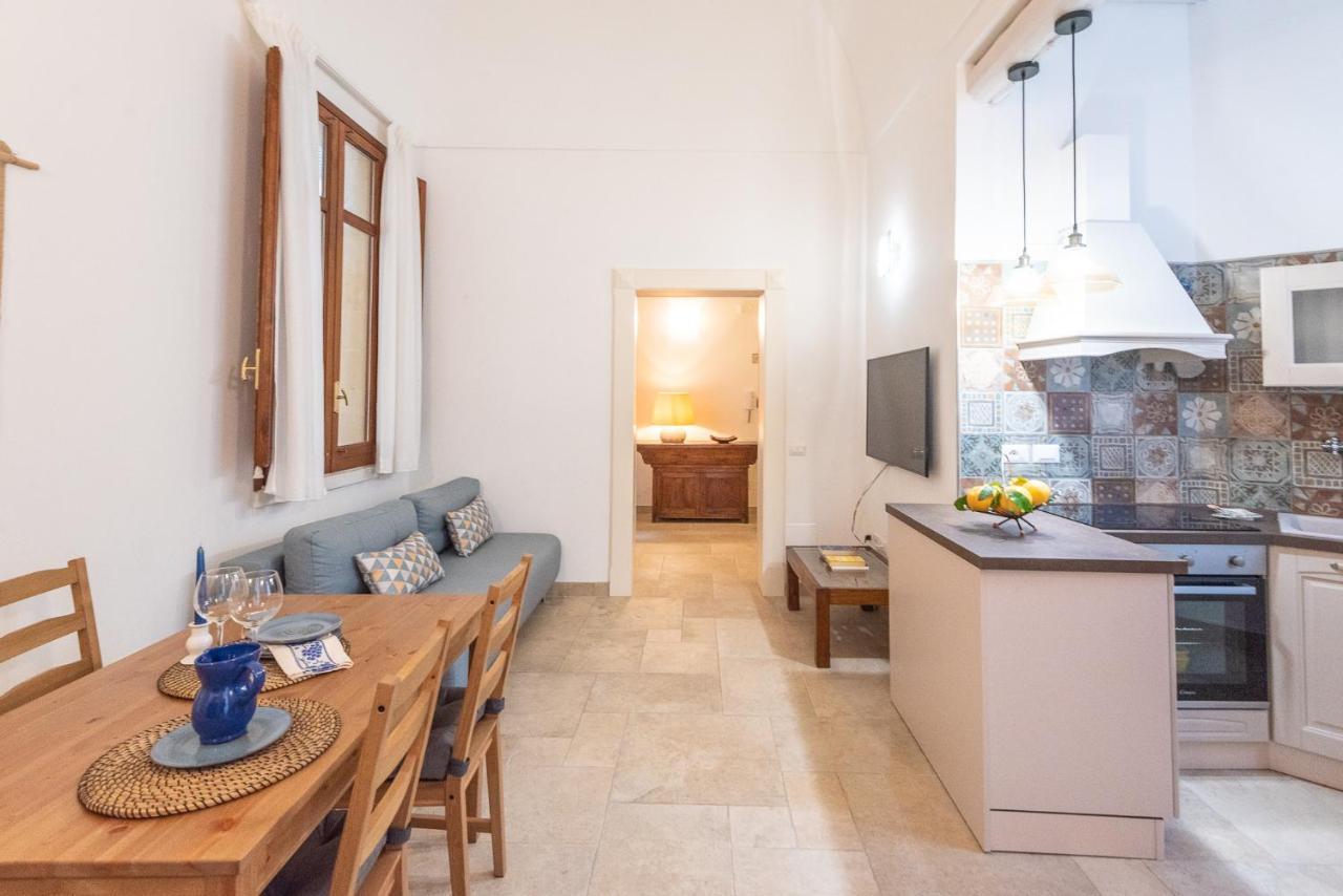 Rubichi 6 - Old Town Apartment Sit Lecce Luaran gambar