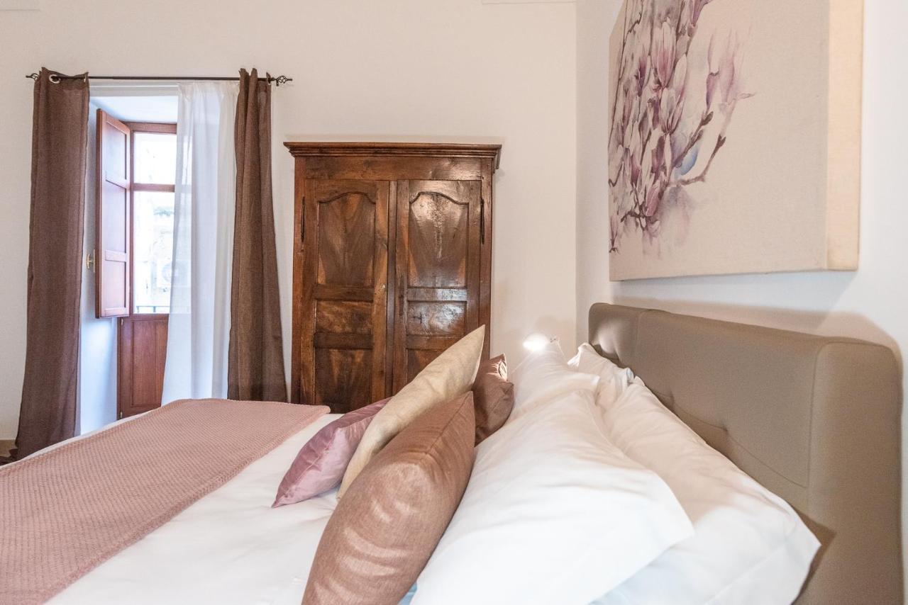 Rubichi 6 - Old Town Apartment Sit Lecce Luaran gambar