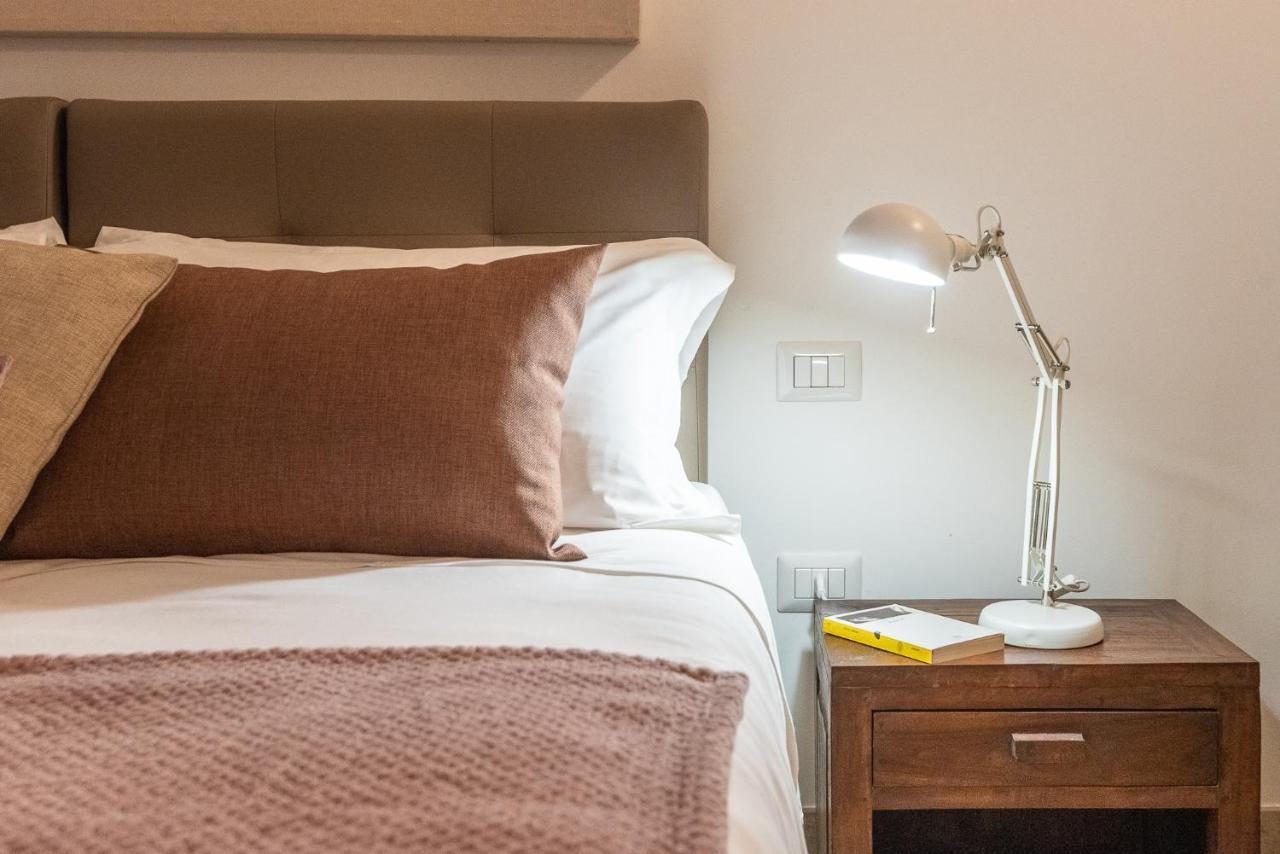 Rubichi 6 - Old Town Apartment Sit Lecce Luaran gambar